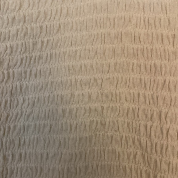 Gap Smocked Long Sleeve Button Down Top - Picture 3 of 7